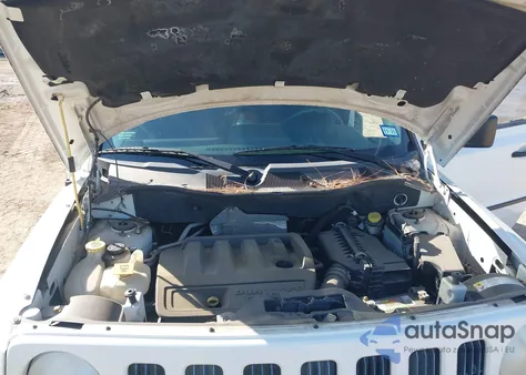 2008 Jeep Patriot Sport z USA, uszkodzony, nr VIN 1J8FT28WX8D654362